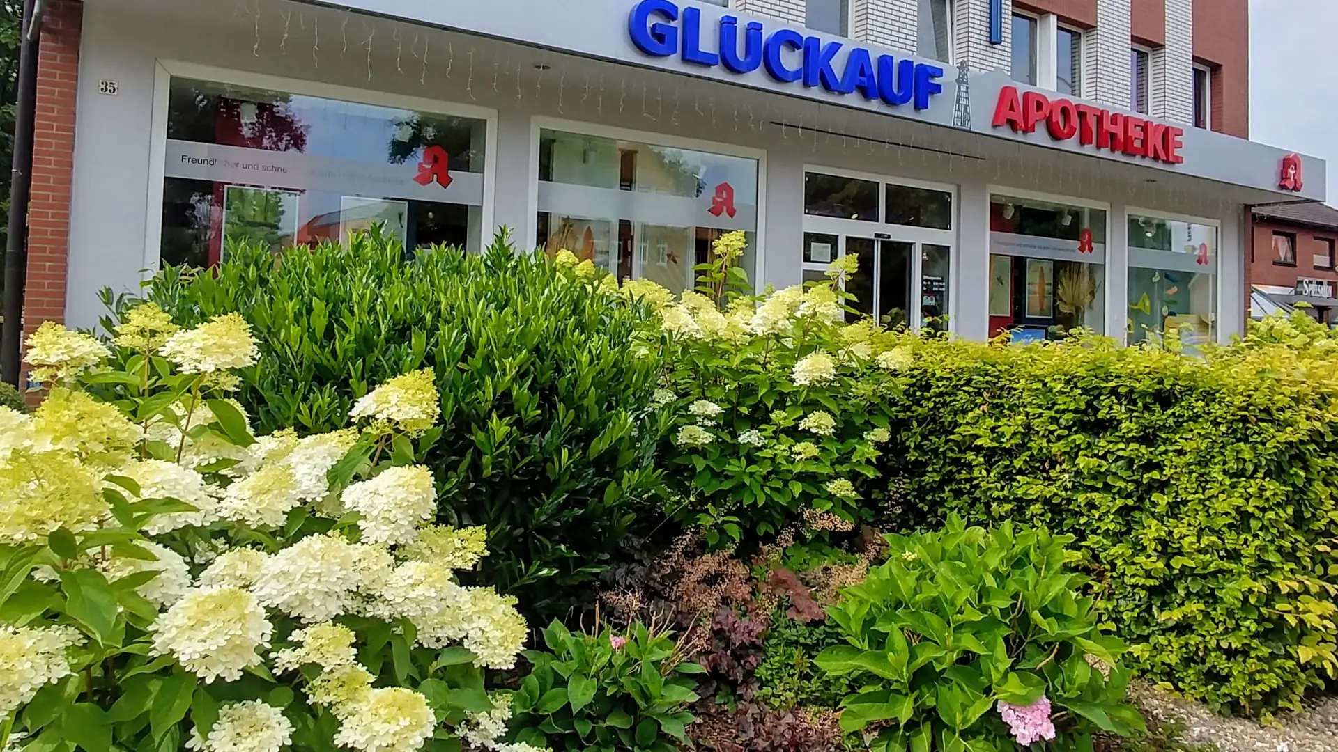 Glückauf Apotheke Außenansicht